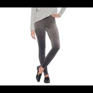 SPANX Velvet Leggings Size M
